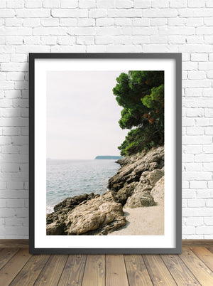 Dubrovnik Cliffs - Lively Bay - Posters - Livelybay.com